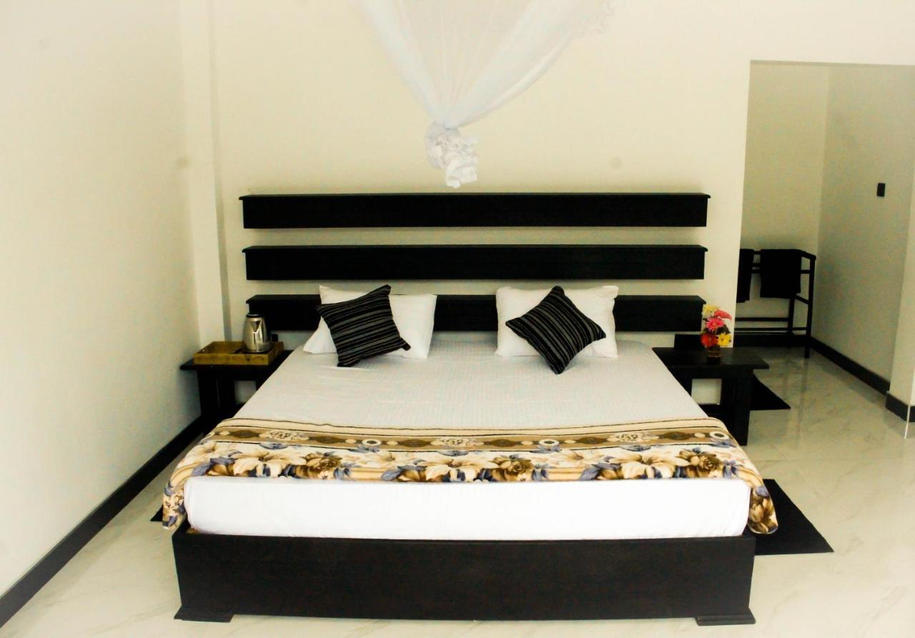 Ella Odyssey Inn Ngoại thất bức ảnh