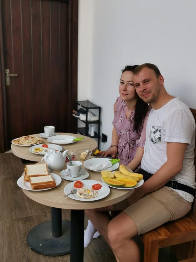 Ella Odyssey Inn Ngoại thất bức ảnh