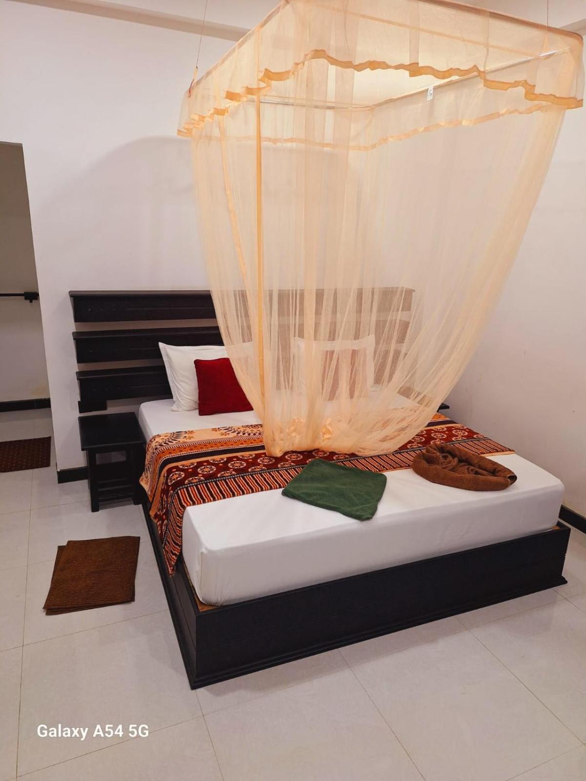 Ella Odyssey Inn Ngoại thất bức ảnh