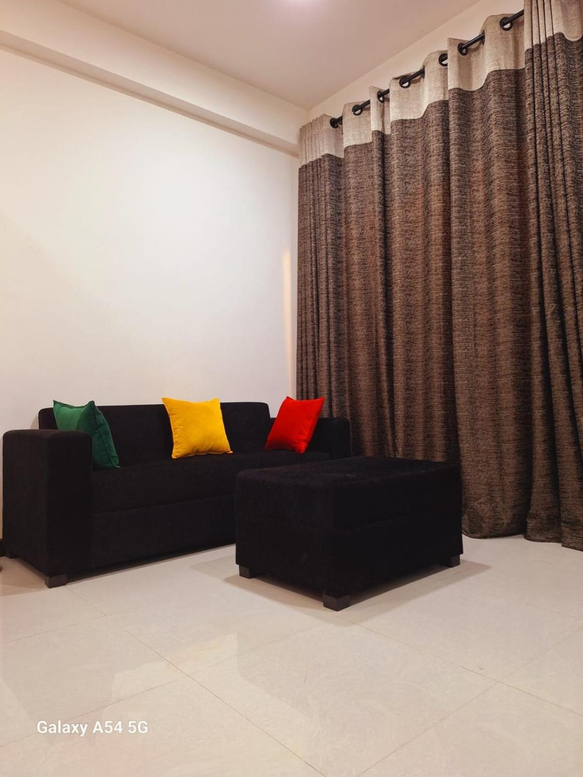Ella Odyssey Inn Ngoại thất bức ảnh